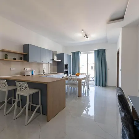 Swieqi 3bdr Luxurious New *